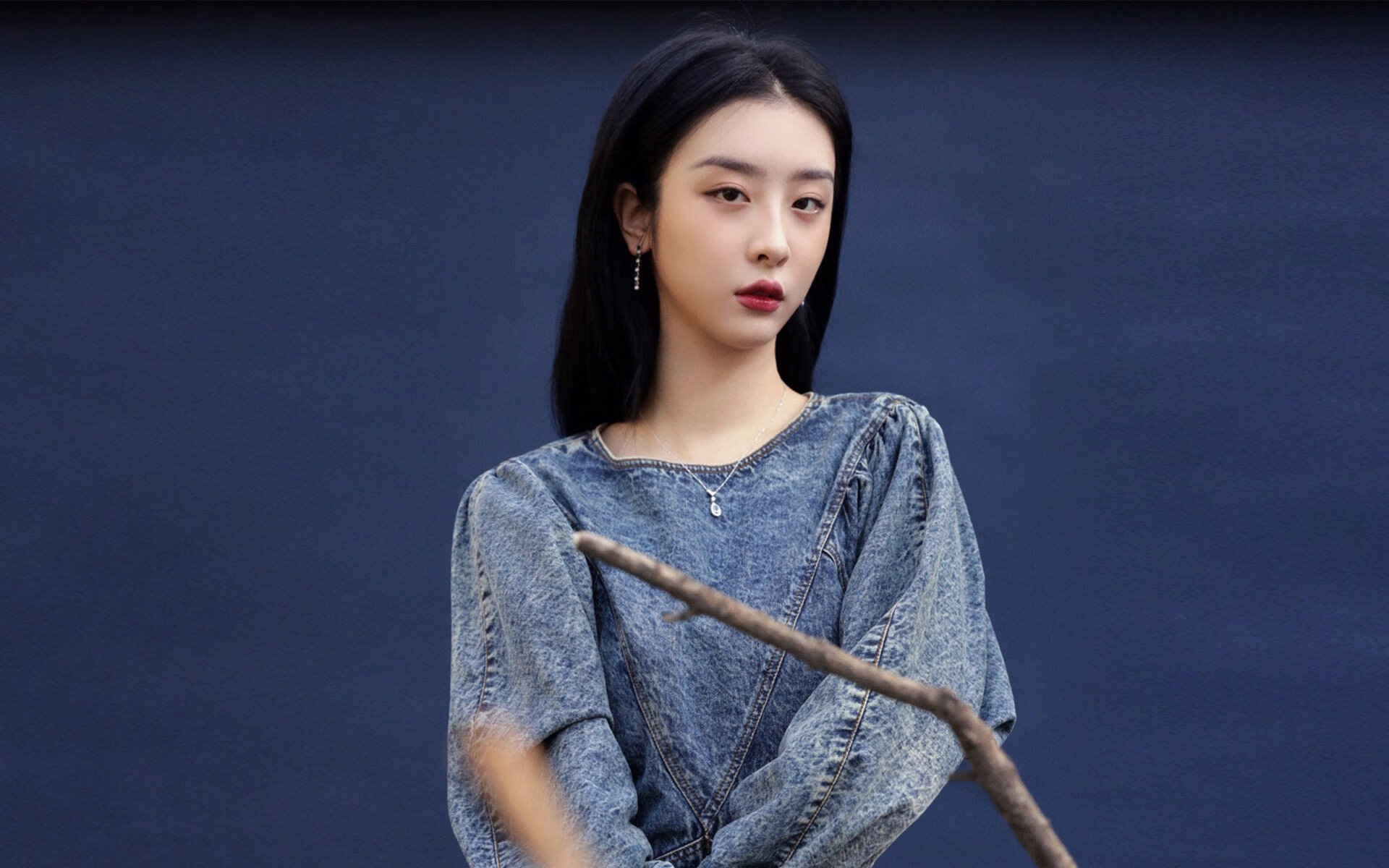 FB体育-_跨界合作：时尚品牌助阵赛事风格升级_，时尚跨界联名