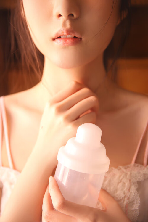 FB体育娱乐-篮球运动员社交媒体影响力显著提升，篮球运动人员