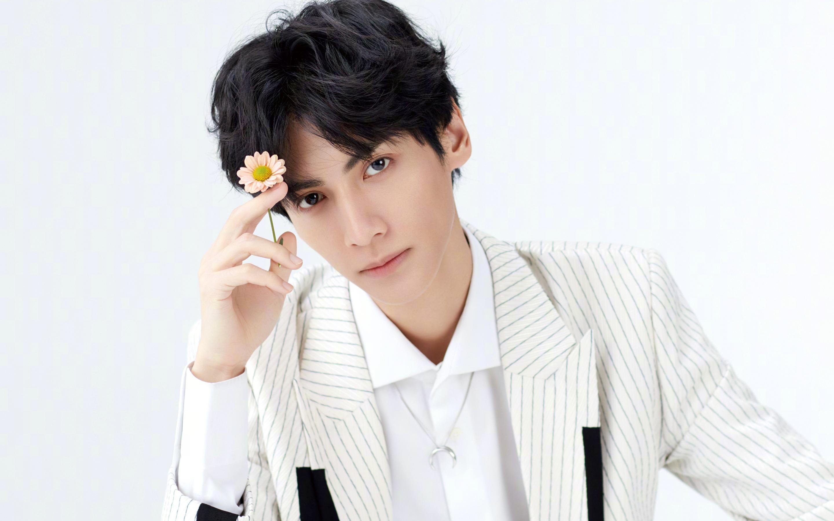 fb体育官网首页-世界羽毛球混合团体赛，中国3-0横扫马来西亚，世界羽毛球混合团体锦标赛冠军奖杯