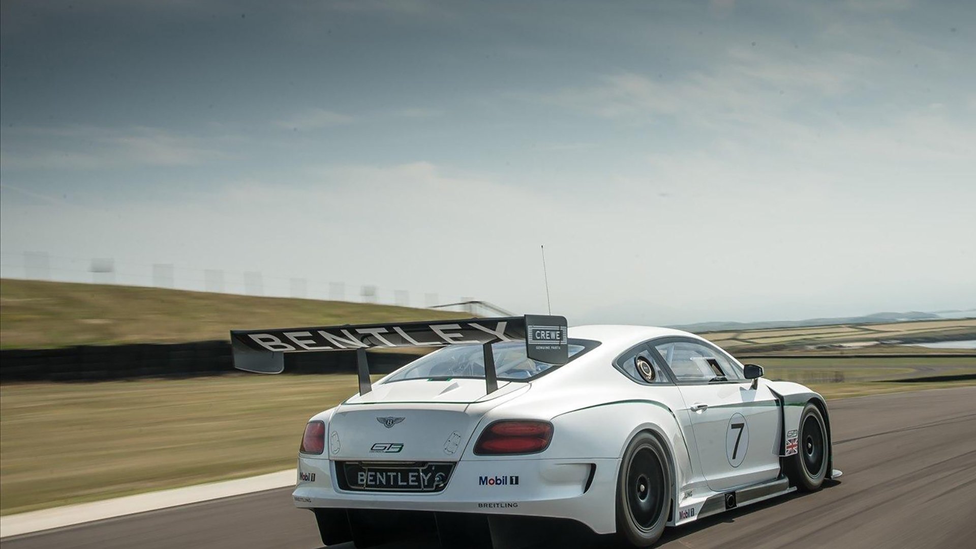 尤文图斯成功晋级八强，欧冠奇迹，尤文图斯八连冠