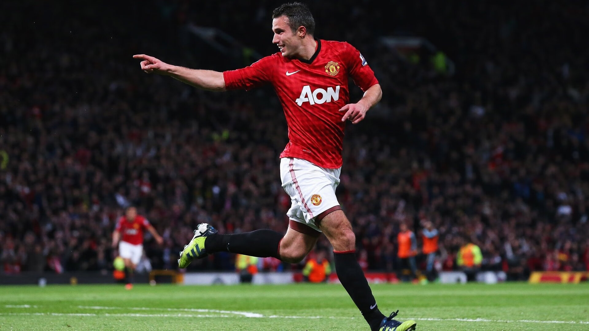 中国足球产业链升级带动相关行业快速发展,中国足球产业白皮书